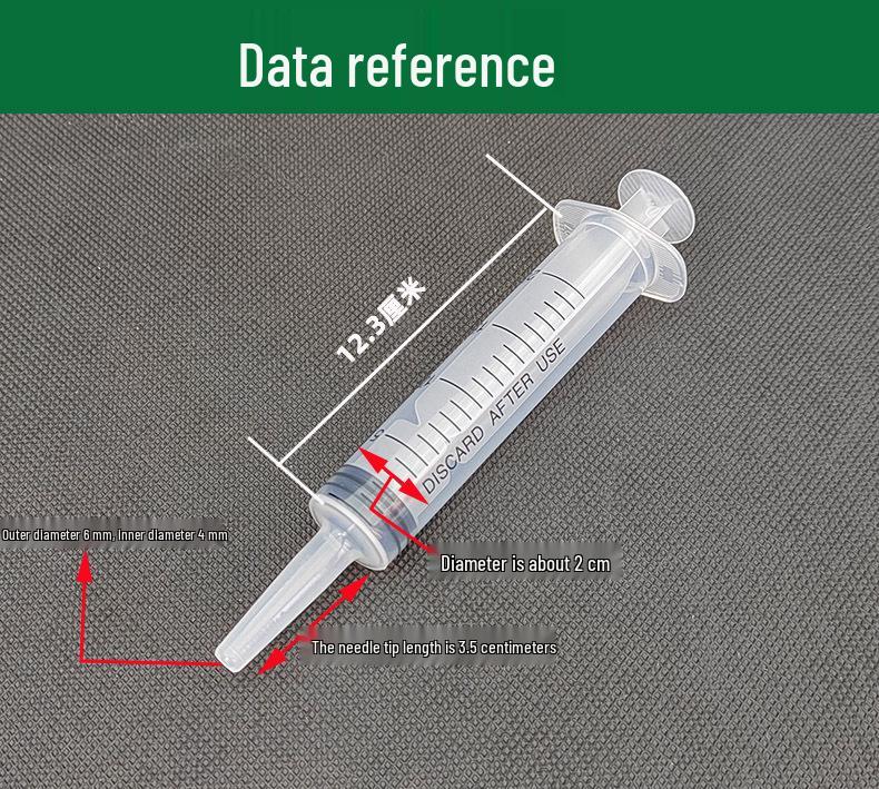 High-Capacity Flushing Syringe with Coarse Needle for Glue or Enema