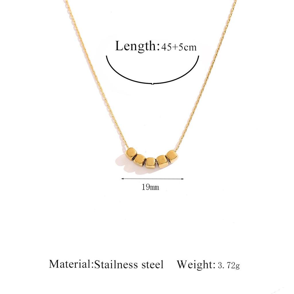 Retro Koreanischer & Japanischer Stil Gold Edelstahl Quadratischer Anhänger Halskette für Damen - Schlüsselbein Kette, Cool & Vielseitig