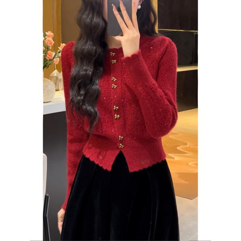2024 Spring/Autumn Korean Design Battle Robe Red Sweater: Slimming, Stylish Knitted Cardigan