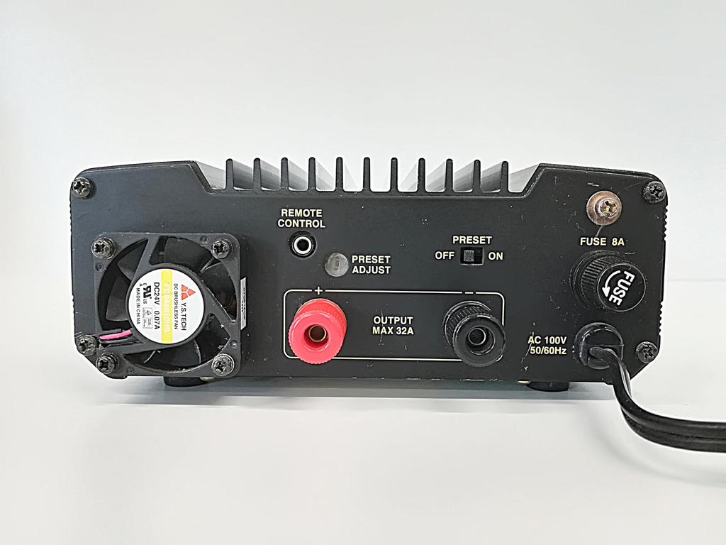 ALINCO DC stabilizovaný zdroj spínaný typ 32A DM-330MV