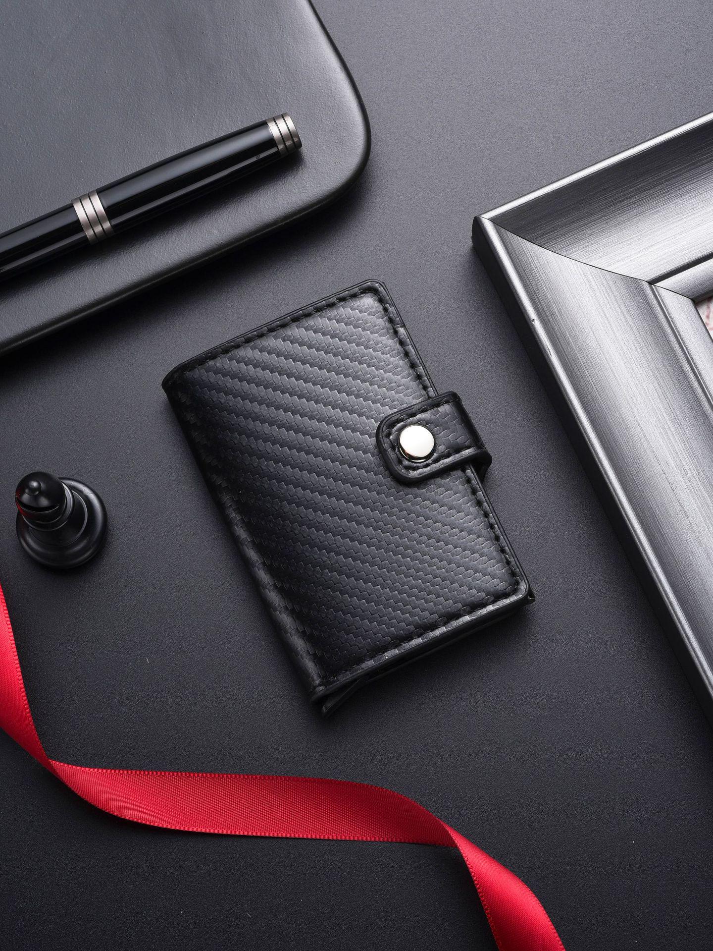 

Men s & Women s Anti-Magnetic Multi-Card Slot Automatic Pop-Up Card Sleeve - Stylish European & American Card Holder