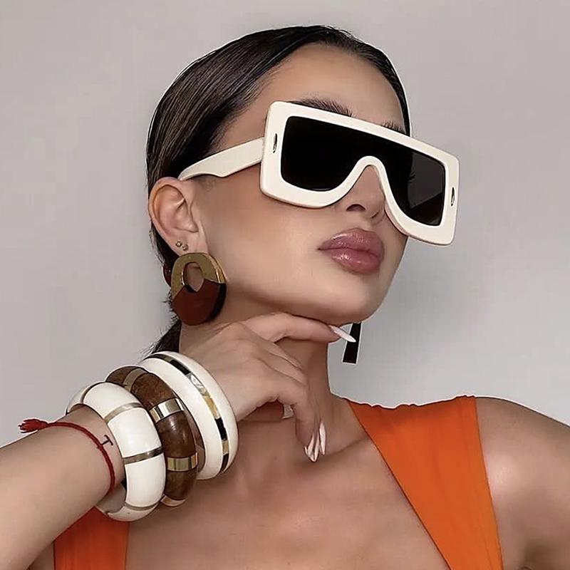 Fashion New Large Frame Connected Glasses Avant-Garde Female Sunglasses Trendy Cyberpunk UV Resistant Eyeglasses