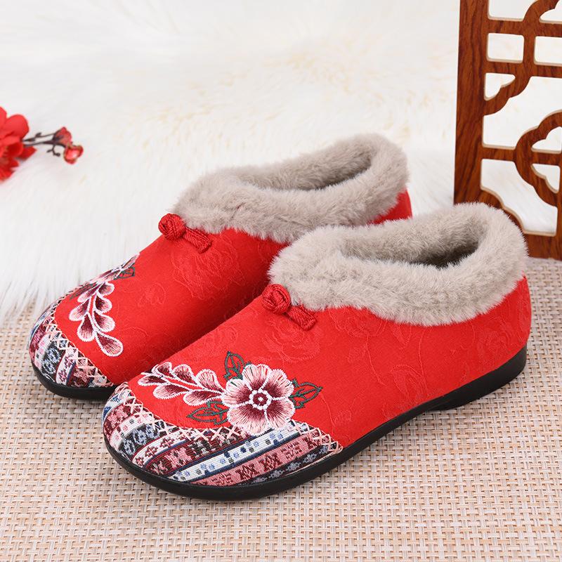 Processing Customized Old Beijing Cotton Shoes Women's Embroidery Bags Heel Middle-aged and Elderly Mao Mao Shoes Warm and Comfortable Ethnic Sty