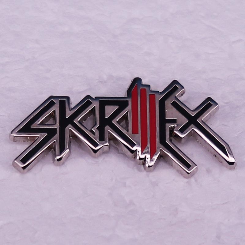Значок-брошь с логотипом DJ Skrillex