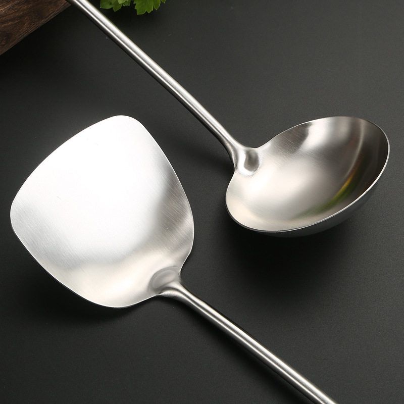Stainless Steel Spoon with Long Handle for Home Use, Solid Cooking Spoon, Chef's Cooking Spoon, Thickened Soup Spoon, Serving Spoon