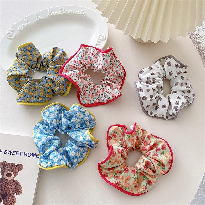 Fresh and Light Fabric Flower-shaped Hairband Hair Accessory for Women with Ponytail. Elastic and Durable Large Hairband.