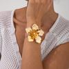 Exaggerated Style Metal Big Flower Necklace Necklace Fashion Three-Dimensional Petal Collarbone Necklace