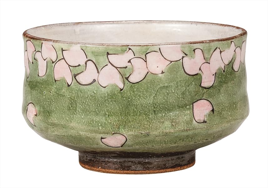 Kutani Ware Iwataya Matcha Bowl with Cherry Blossoms K9-865