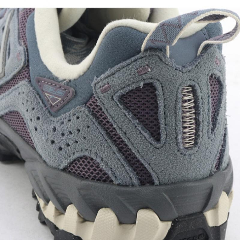 New Balance 610 Blue