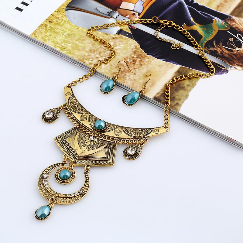 

Alloy Water Fashionable Drop Necklace With Multilayer Chain And Jewelry Gemstone Gold Green