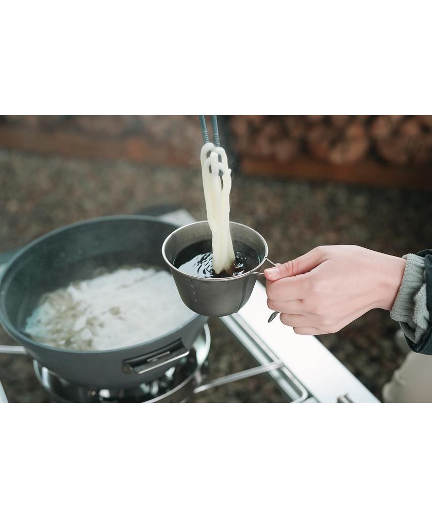 Snow Peak Caneca Sierra de Titânio Profunda com Tampa Leve de Aço Inoxidável, Perfeita para Atividades ao Ar Livre, E-314R, Aço, Medição, Churrasco, Acampamento,