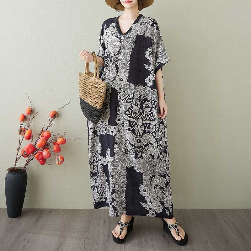 Women's Vintage Long Dress with Cotton and Linen Patterns