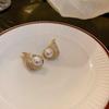 Elegant Gold & Pearl Stud Earrings for Women - Exquisite, High-End Jewelry 