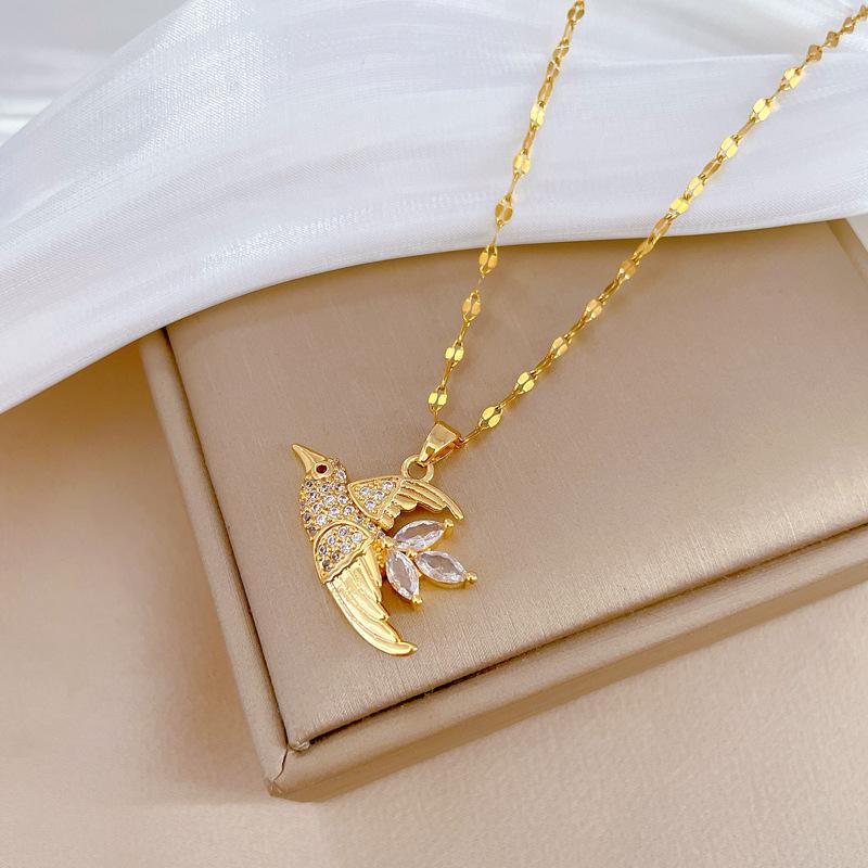 Flying Swallow Light Luxury Temperament Gorgeous Full Diamond Necklace Female Versatile Collarbone Chain Titanium Steel Chain