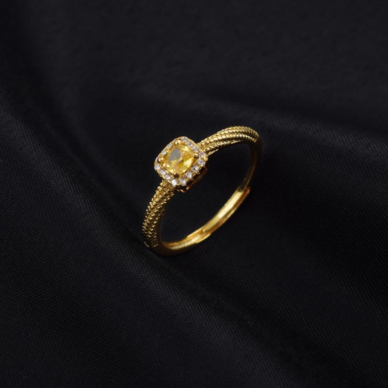 

Luxurious Yellow Geometric Open Ring For Women Adjustable Chic Accessory For Fashionistas