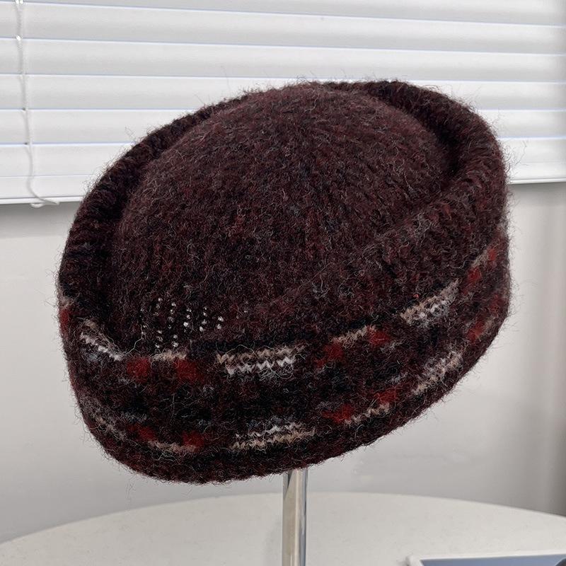Autumn and winter new atmosphere top hat Fair Island jacquard knitted stewardess hat medicine box hat knitted melon fur hat sailor hat