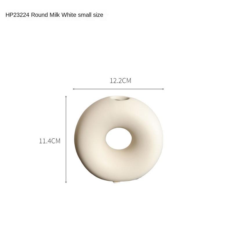 

Керамическая ваза в виде пончика в креативном кремовом стиле