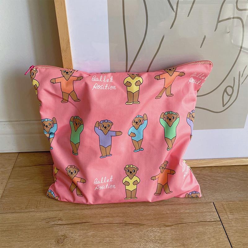Kawaii Makeup Bag  Cartoon Bear Pattern Cosmetic Pouch Toiletry Bag Large Capacity Portable Stationery Bag