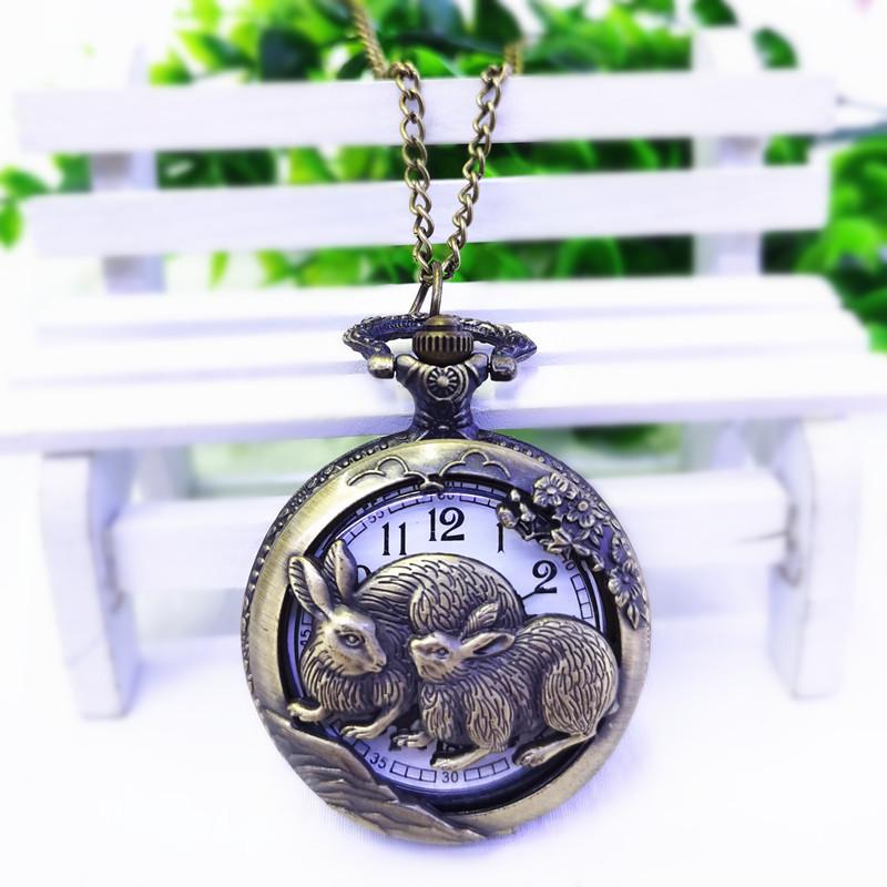 Retro Hollow Zodiac Wall Watch Watch Male Digital Elderly Quartz Watch Zodiac Bronze Pocket Watch