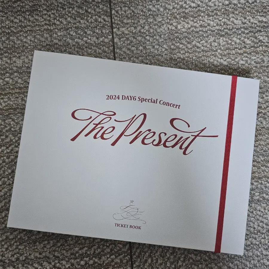 

Daysix Ticket Book Set