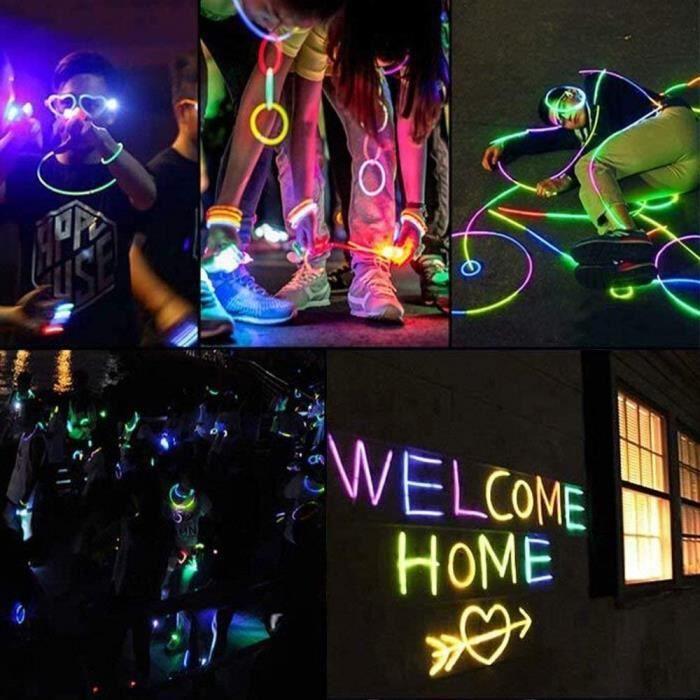 100PCS Bâtons Lumineux Fluorescents, 5 Couleurs Différentes Bracelets Fluos Lumineux pour Carnaval,Fête,Anniversaire