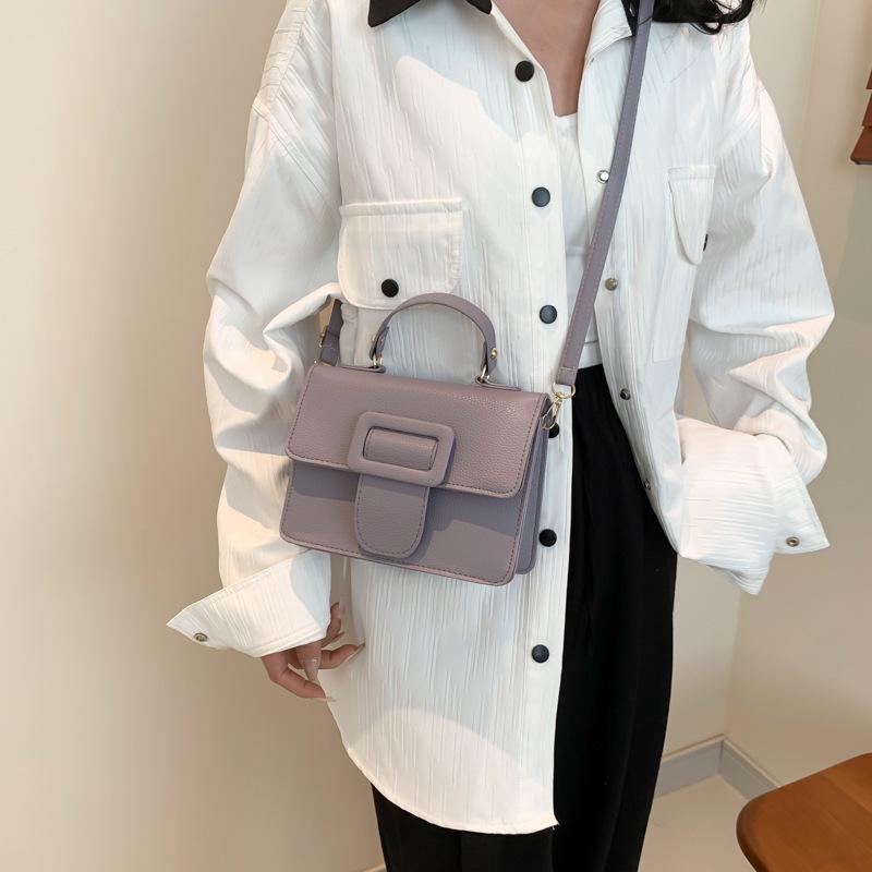 2025 New Polly Bag Women's Niche Design Trendy Brand Baguette Bag Retro Shoulder Armpit Bag Simple Cambridge Bag