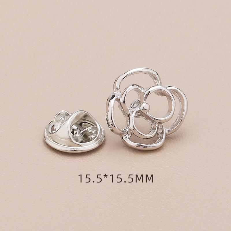 High-End No-Sew Clover Bow Brooch for Shirt Collars