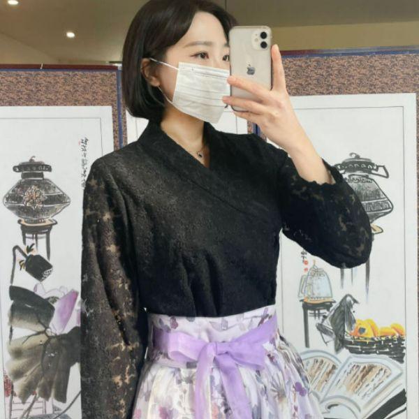 Koreanischer moderner Hanbok Schwarze Spitzen-Jeogori-Jacke