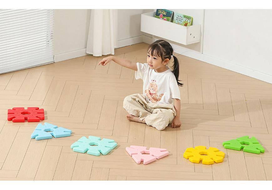 Educational 26cm Geometric Snowflake Blocks for Toddler Sensory Integration and Building