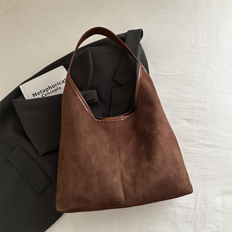 Matte Leather Ladies Underarm Bag Tote Commuter Large Capacity Female Purse Handbags Vintage Faux Suede Shoulder Bags for Women