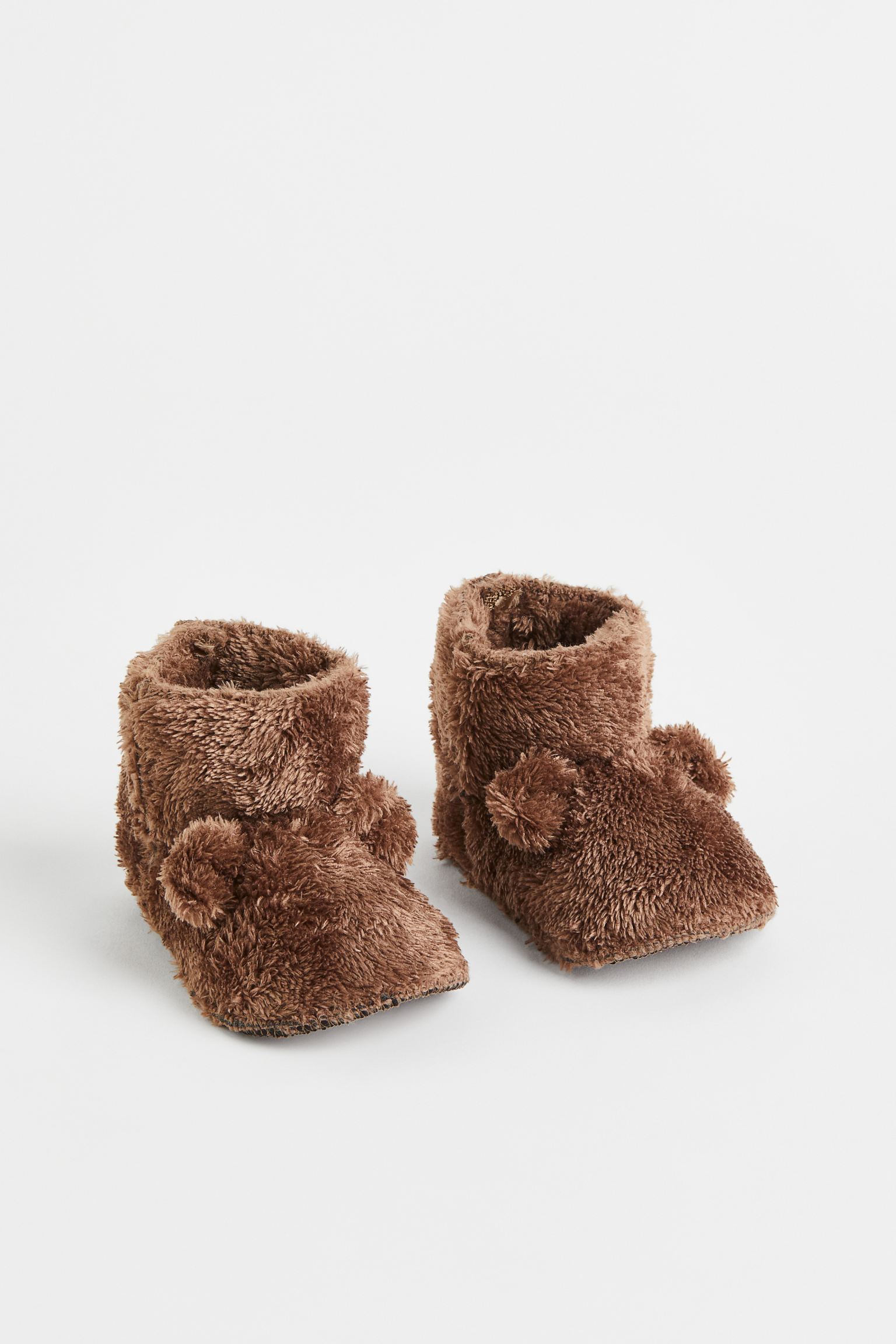 

Teddy-lined slippers