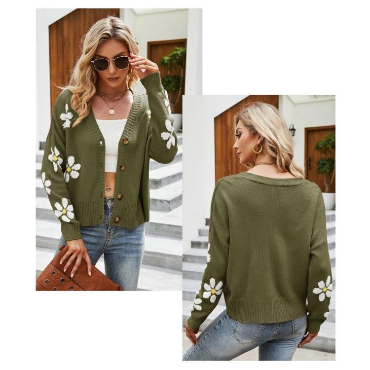 Women Preppy Autumn and Winter Loose Knit Cardigan Coat Fashion Outerwear Sweater