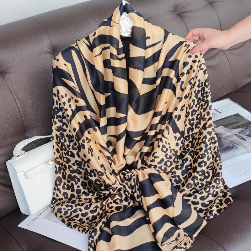180*90cm muffler fashion Luxury Brand Scarf Women New Style Fashion Color Matching Print Silk Lady Popular Headcloth Beach Shawl