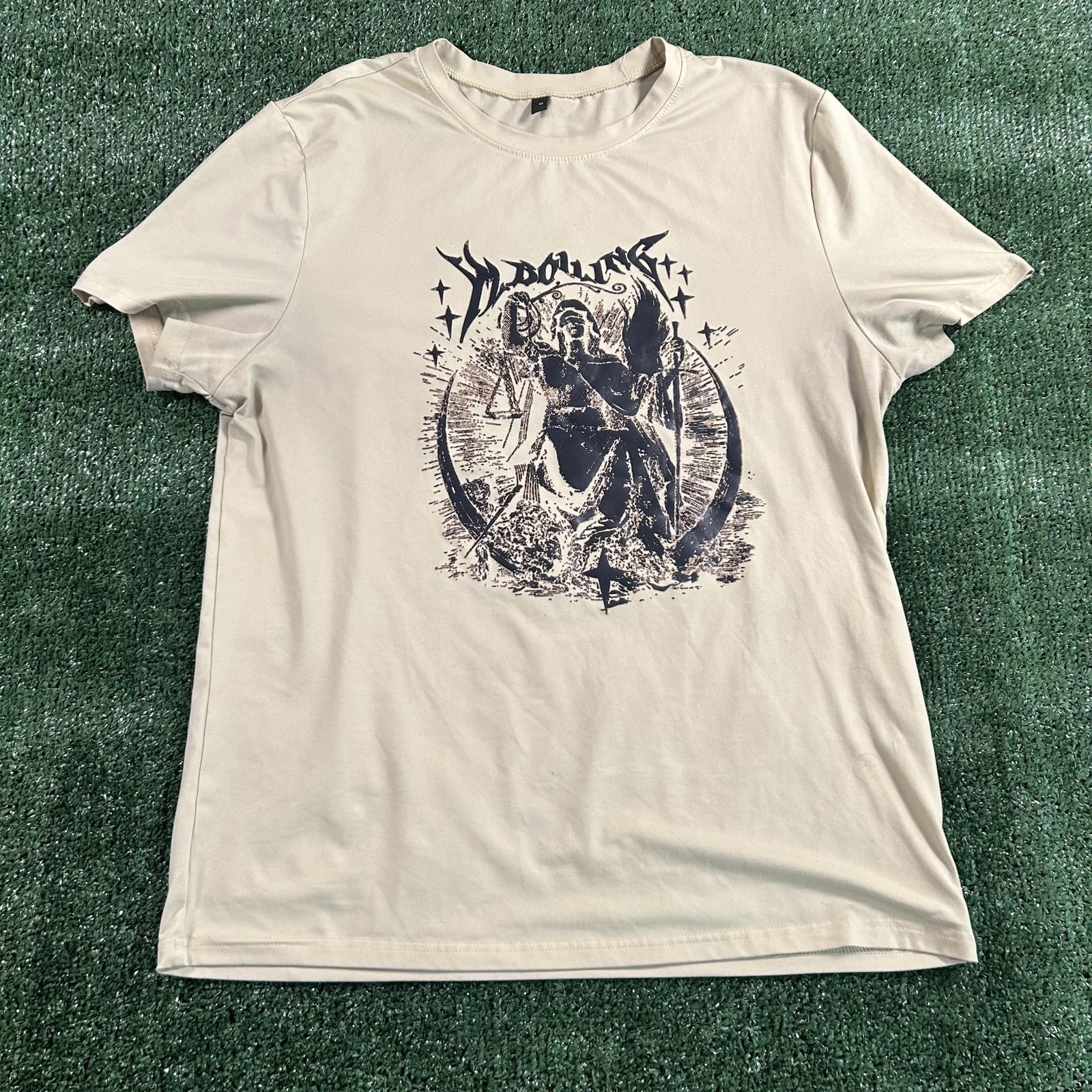 Beige gothic Graphic Print T-Shirt. Size medium S