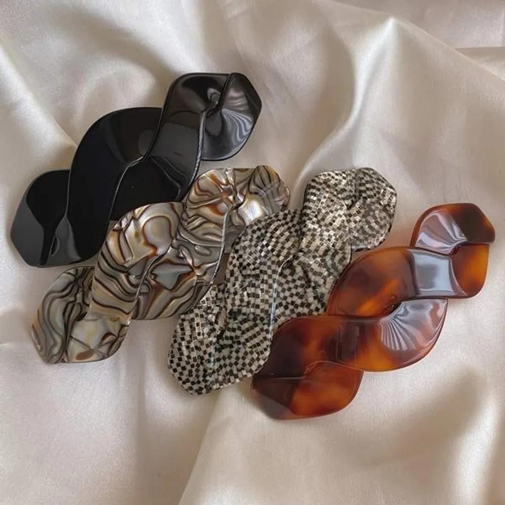 Twist hairpin Brown Mix