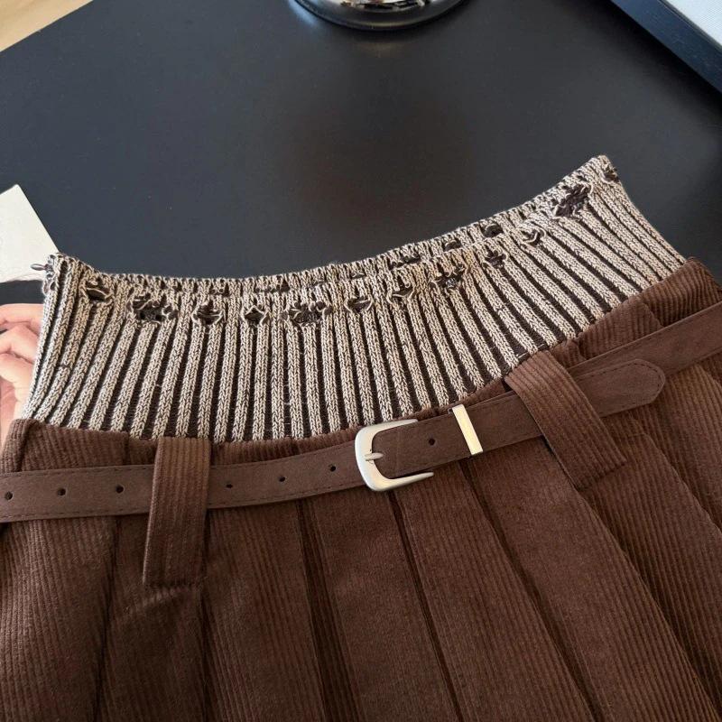 European & American Style Retro Knit Waistband Corduroy Pleated Short Skirt for Fall/Winter