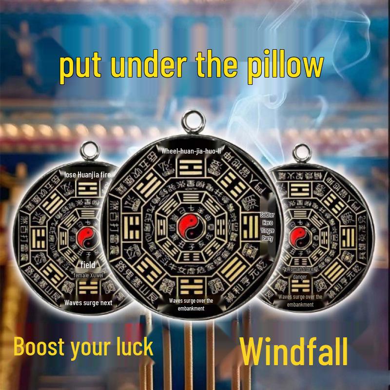 30mm Single-Sided Pendant: Good Luck Charm for Continuous Blessings, Wear for Auspicious Prayers.