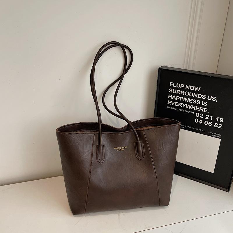 Premium Sense Retro Bag Women's Autumn and Winter 2025 Popular Texture Versatile Shoulder Bag Large Capacity Tote Big Bag