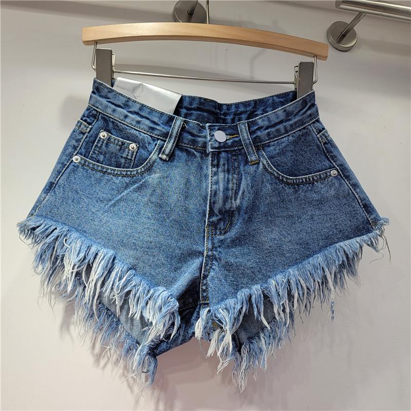 Korean version 2023 summer new fringed rough edge high waist denim shorts women's loose and thin a-shaped wide leg pants hot pants