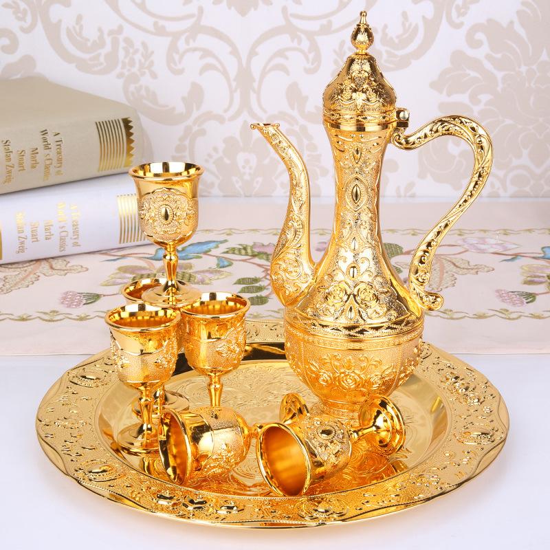 Palace Style Wine Set Metal Hip Flask Wine Glass 8-piece Set Wedding Drinkware Wine Glass Set Shot Glasses Sets Exquisite Gift