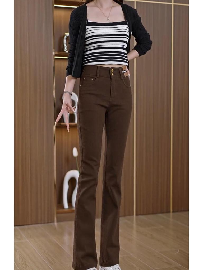Damen-Jeans mit hohem Bund und Micro-Flare-Schlag, Herbst/Winter 2025 - Vielseitige, figurformende Schlaghosen mit Fleece-Futter.