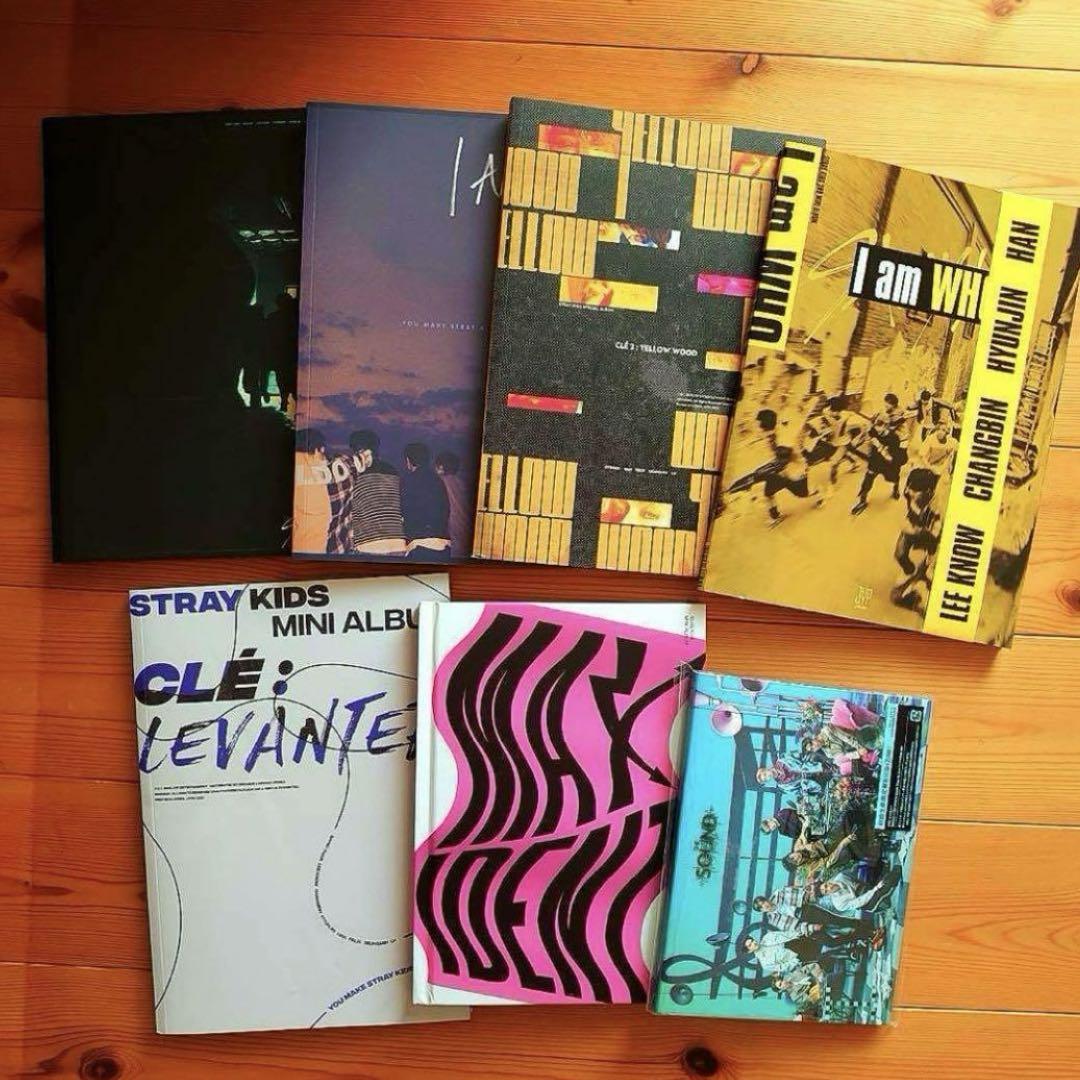 

[USED] Straykids album CD set sale