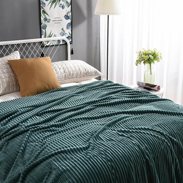Autumn And Winter Thickened Velvet Blanket Solid Color Sofa Bed Blanket Warm Stitching Fluffy Bedspread Plaid Sofa Cover Blanket