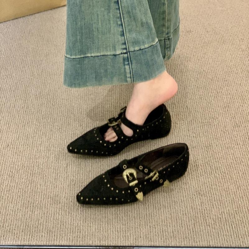 

Ретро туфли-лодочки с острым носком, мелким вырезом, скрытой платформой, женские, новый дизайн 2025, в французском стиле позднего вечера, туфли Мэри Джейн 35