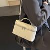 Fashionable Hand-held Small Square Bag, Women's New Style, Trendy, Simple, Stylish, High-end, Single Shoulder Crossbody Bag, Small and Compact