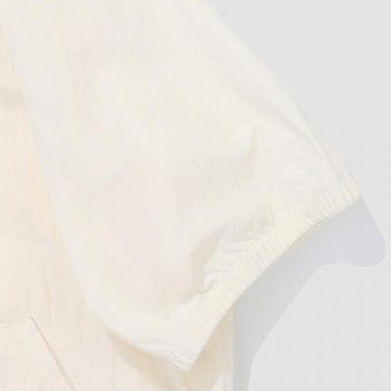 W-Saite Kurzarmjacke