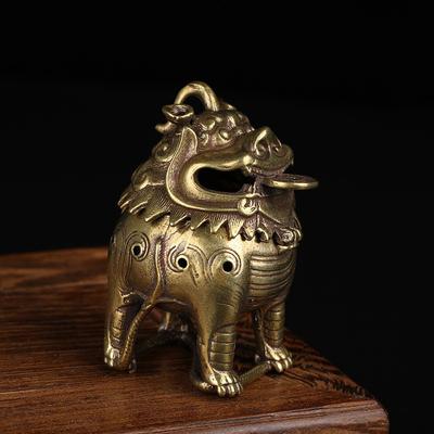 Starožitná bronzová čínska mýtická šelma figúrka kadidelnice Ornament Klasická mosadz santalové drevo kadidelnica Domáce dekorácie Remeslá