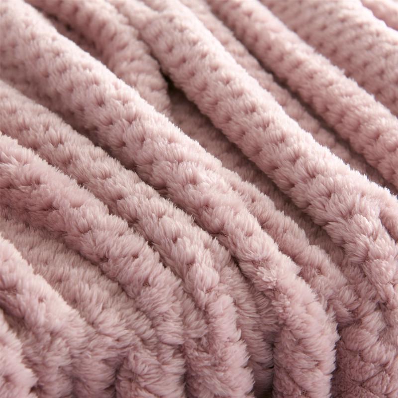 Thickened Pineapple Plaid Coral Fleece Blanket - Sofa, Yoga, Nap, or Japanese Style Cover