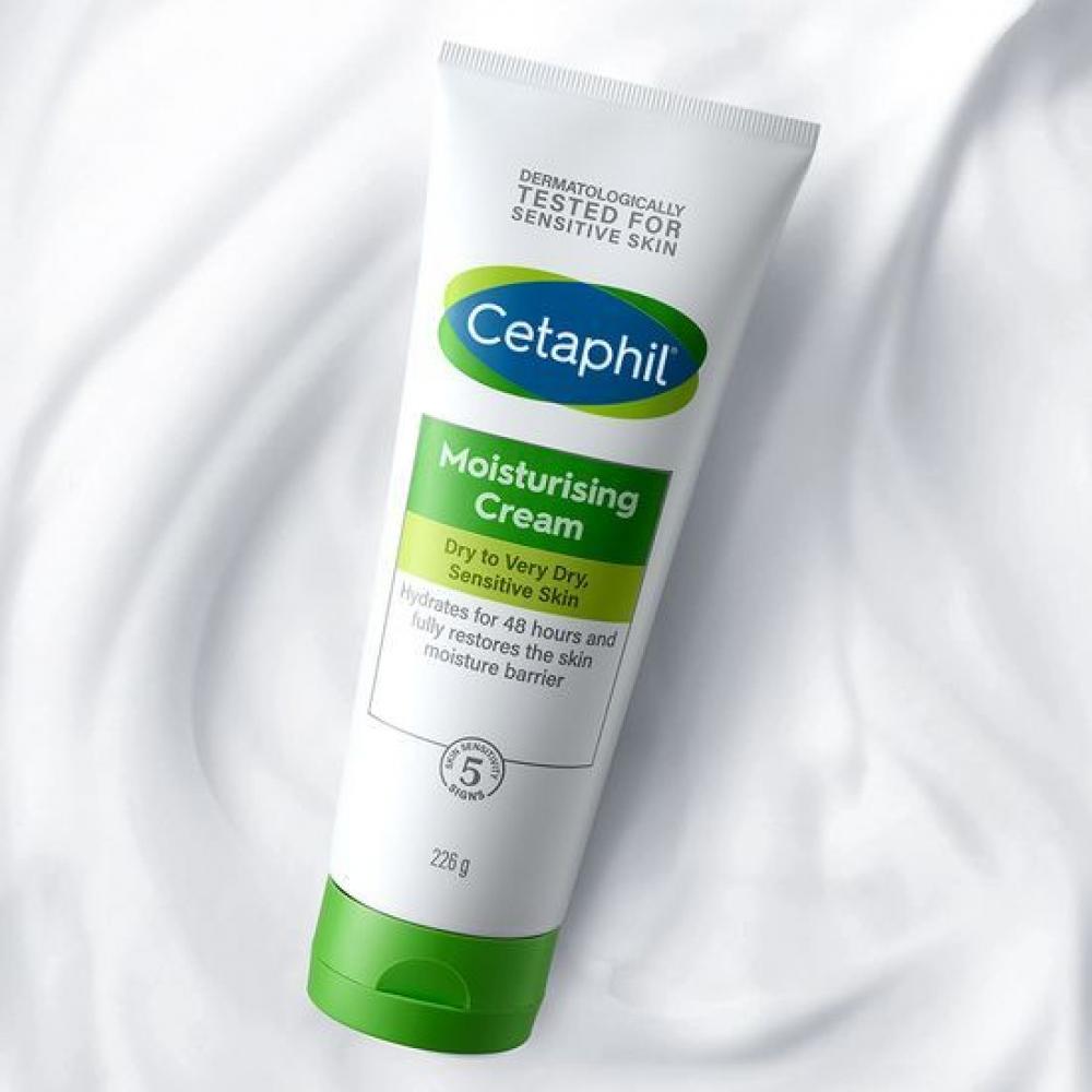 

Увлажняющий крем Cetaphil 226 г, специальный + лосьон 118 мл в комплекте