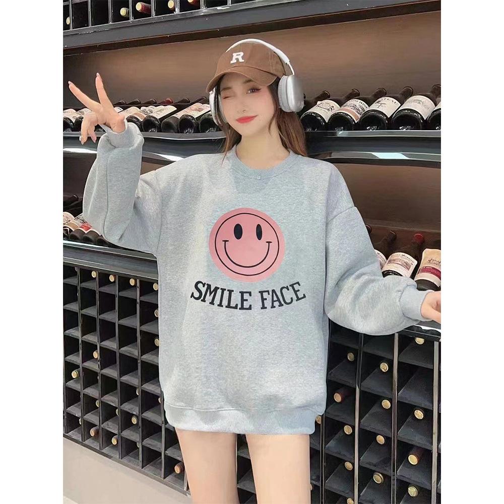 Smiley face print long-sleeved crew neck sweater women's loose casual large size simple and cute age-reducing women's